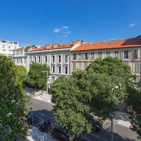 Lvh Apartment